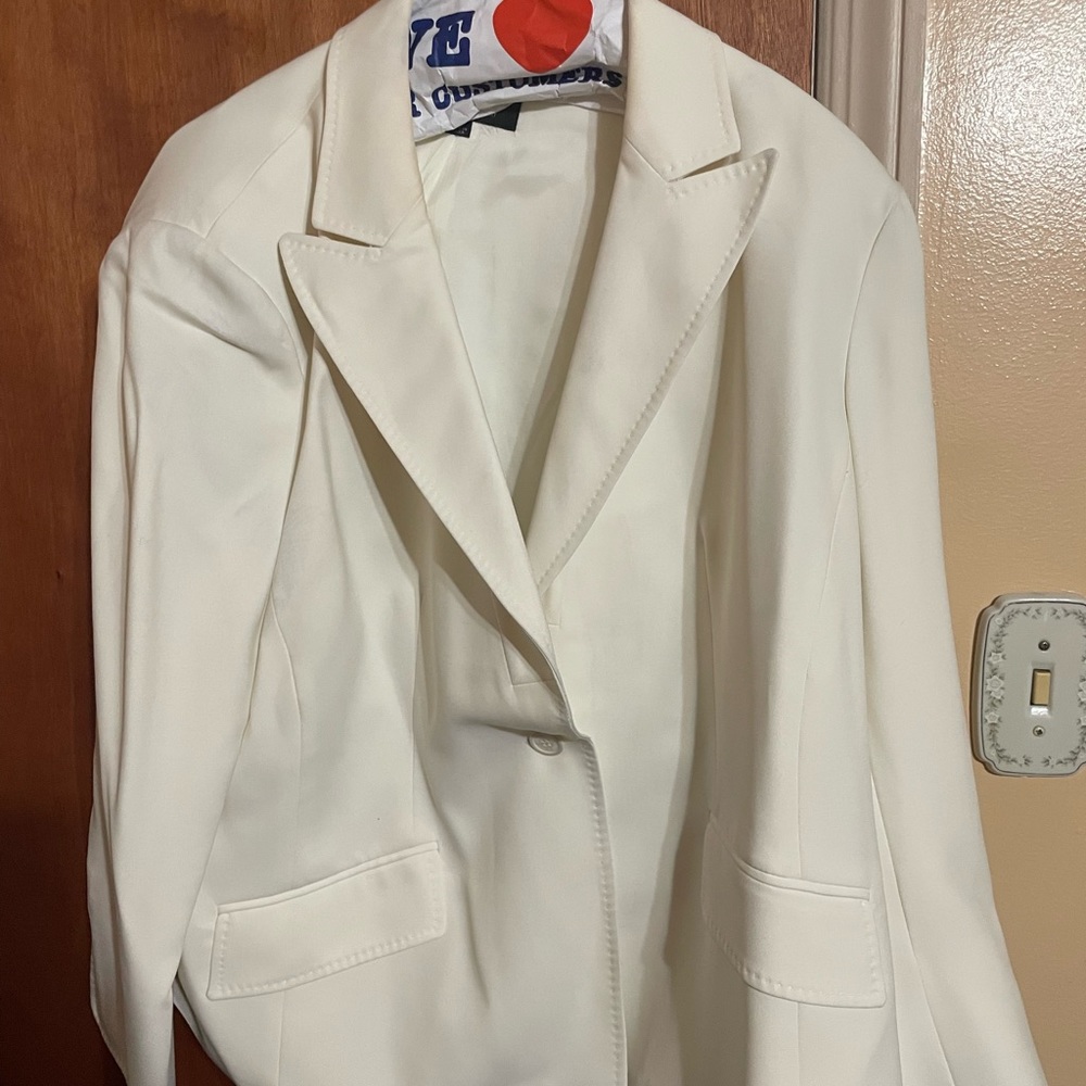 Women’s Blazer Bundle